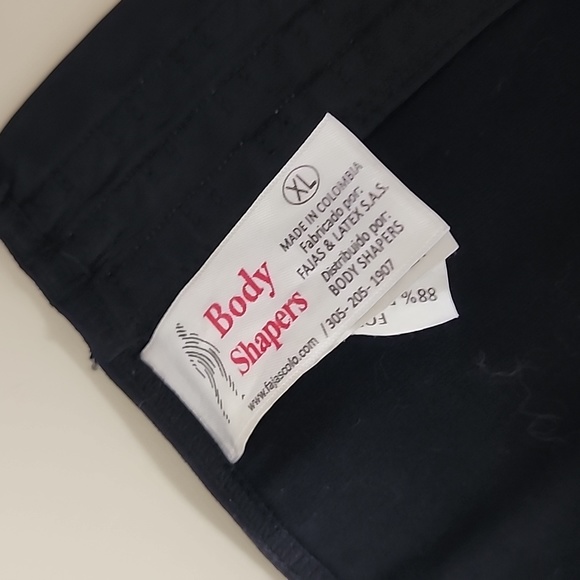 Body Shapers Faja / Compression Garment - Picture 5 of 5